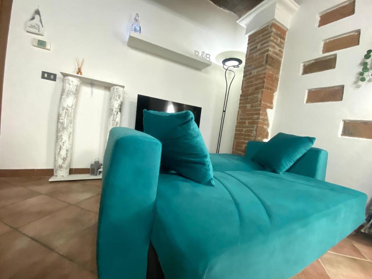 B&B L'Angolino Intero Alloggio Usigliano Extérieur photo