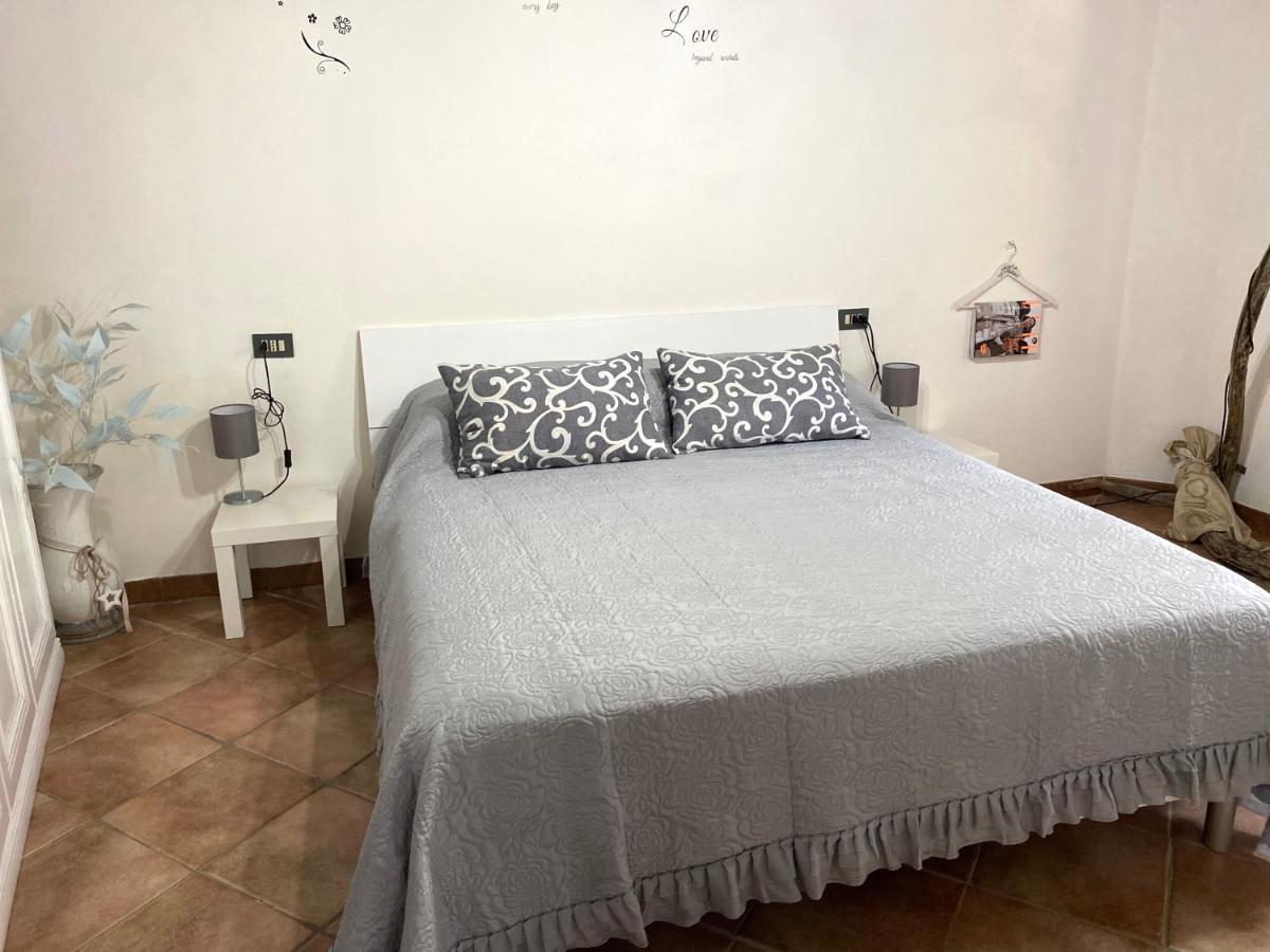 B&B L'Angolino Intero Alloggio Usigliano Extérieur photo
