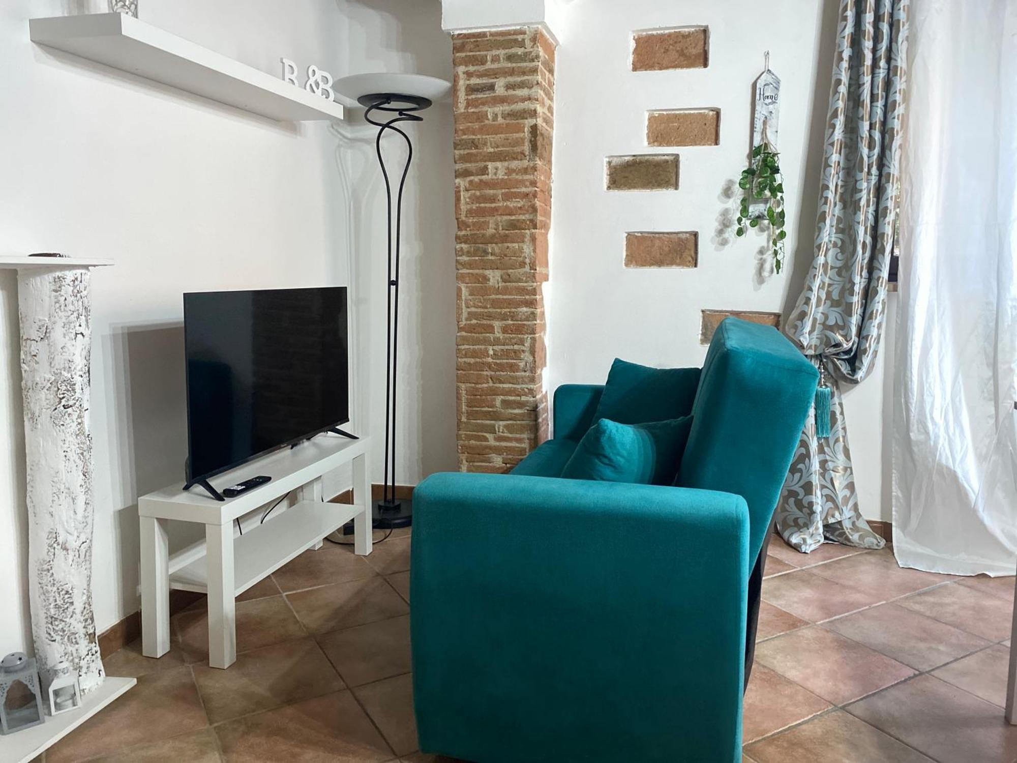 B&B L'Angolino Intero Alloggio Usigliano Extérieur photo